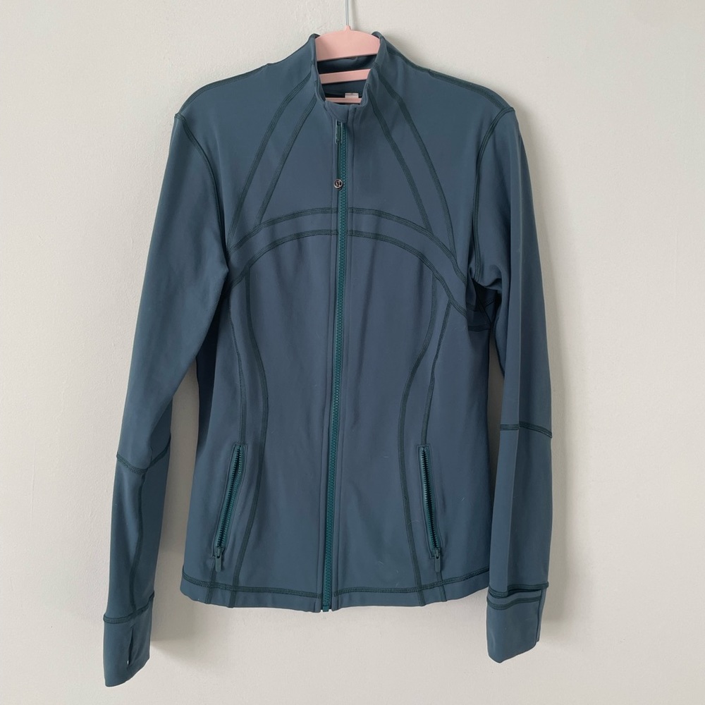 LULULEMON jacket!!